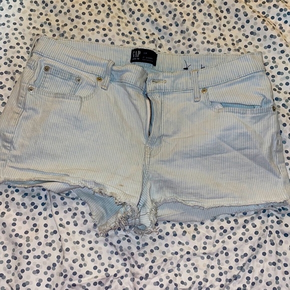 GAP Pants - Light blue and white striped shorts size 12